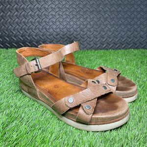 Bussola Leather Brown Strap Casual Wear Comfort Platform Sandals Women's Size 36
